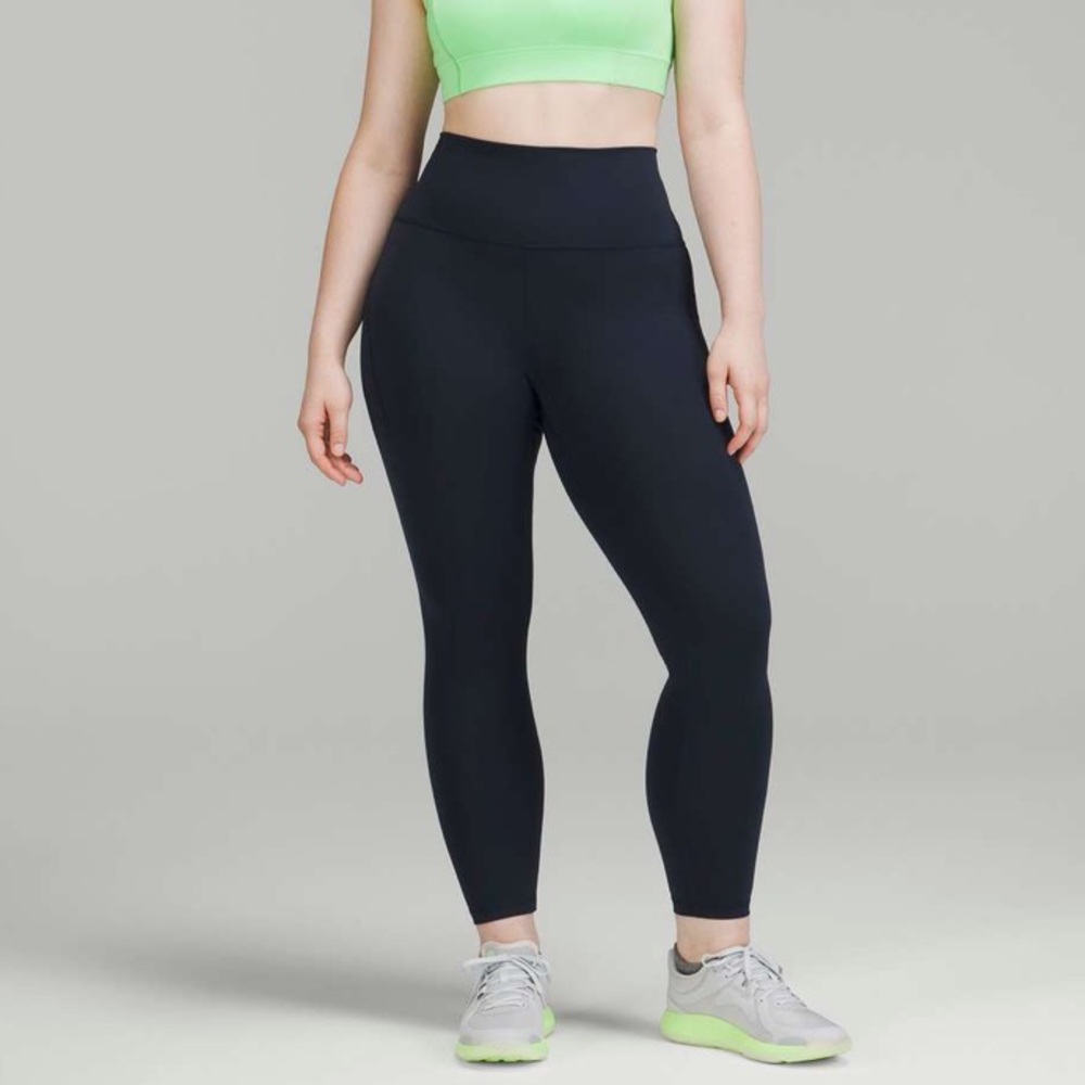 1202 Lululemon $128 Wunder Train High-Rise Tight w Pockets 25" sz 12 True Navy
